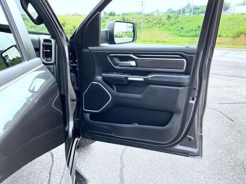 Used 2023 RAM 1500 Laramie AWD/4WD image 16