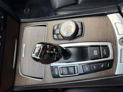 Used 2014 BMW 750Li xDrive AWD/4WD image 20