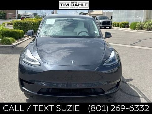 Used 2024 Tesla Model Y Performance AWD/4WD image 4