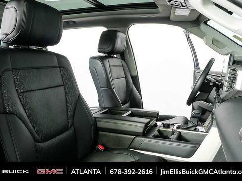 Used 2022 Toyota Tundra Limited image 22