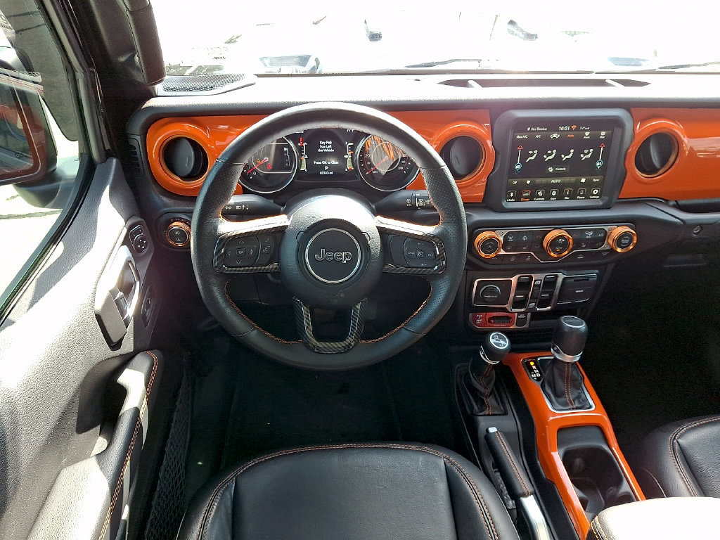 Used 2022 Jeep Gladiator Mojave w/ Cold Weather Group AWD/4WD image 10