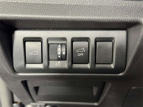 Used 2023 Subaru Outback Limited image 19