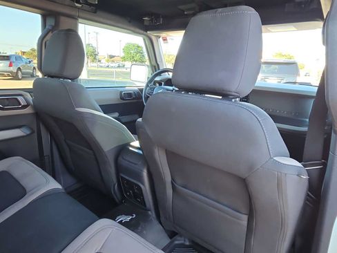 Used 2022 Ford Bronco Wildtrak AWD/4WD image 15