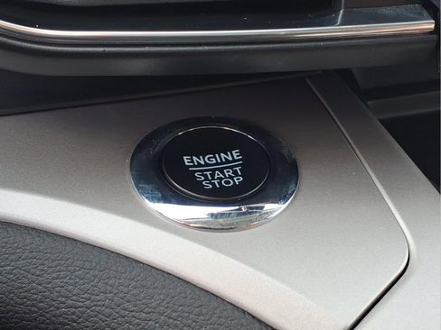 Used 2023 Ford Explorer XLT w/ Equipment Group 202A image 22