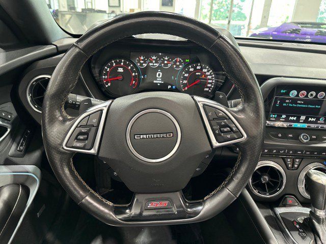 Used 2016 Chevrolet Camaro SS RWD image 63