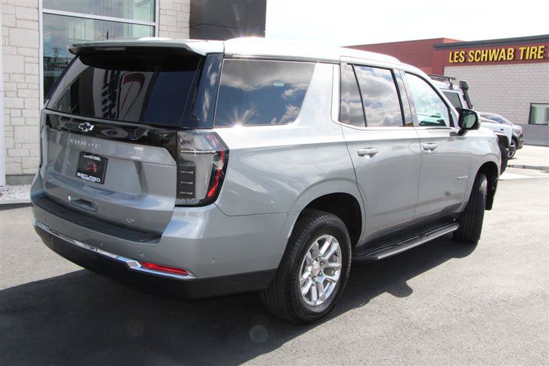 Used 2025 Chevrolet Tahoe LT w/ Comfort Package AWD/4WD image 7