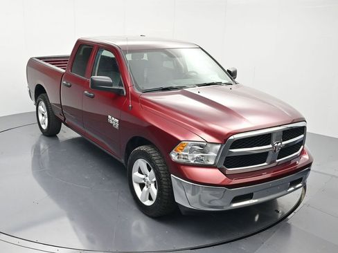 Used 2024 RAM 1500 Classic SLT AWD/4WD image 29
