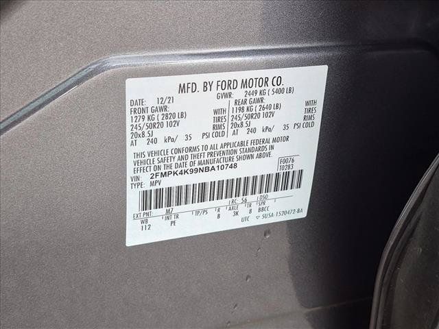 Used 2022 Ford Edge Titanium w/ Equipment Group 301A AWD/4WD image 25