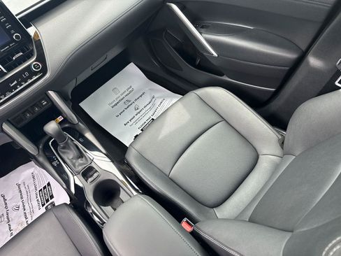 Certified 2022 Toyota Corolla Cross XLE w/ Convenience Package AWD/4WD image 30