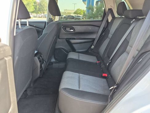 Used 2025 Nissan Rogue SV AWD/4WD image 21