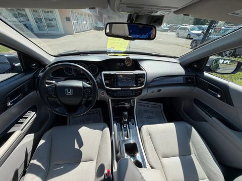 Used 2016 Honda Accord EX-L image 22