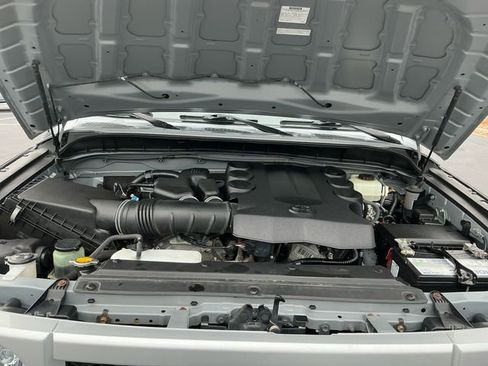 Used 2014 Toyota FJ Cruiser 4WD image 17