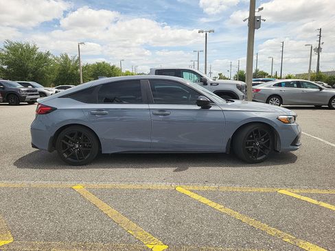 Used 2024 Honda Civic Sport image 4