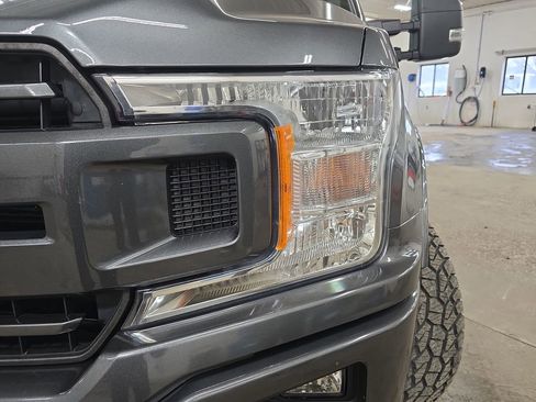 Used 2019 Ford F150 XLT w/ Equipment Group 302A Luxury AWD/4WD image 31