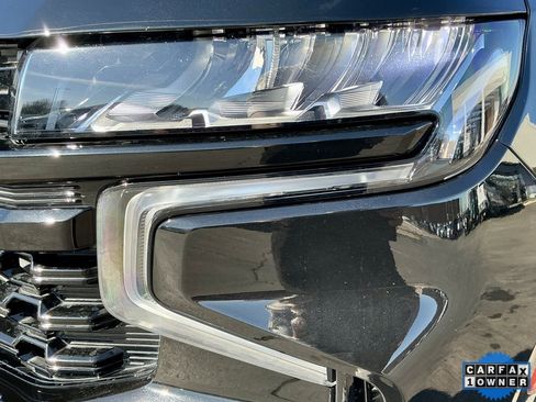 Used 2023 Chevrolet Tahoe Z71 w/ Luxury Package image 10