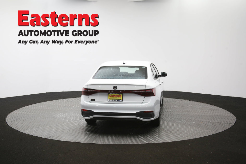 Used 2025 Volkswagen Jetta Sport FWD image 38