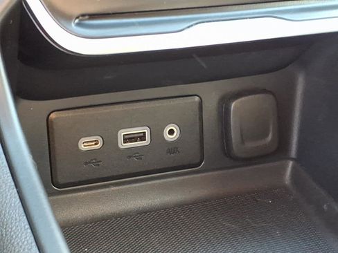 Certified 2020 GMC Terrain SLE w/ Driver Convenience Package image 9