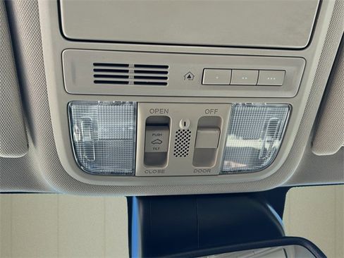 Used 2015 Honda Accord EX-L image 36