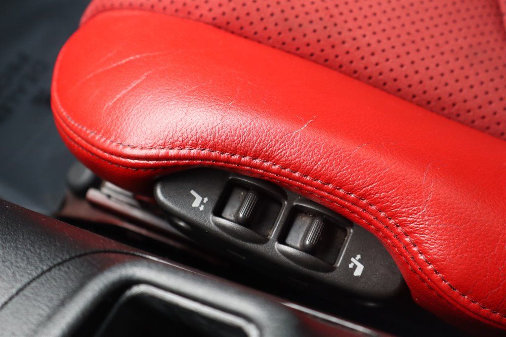 Used 2012 Nissan 370Z Coupe RWD image 25