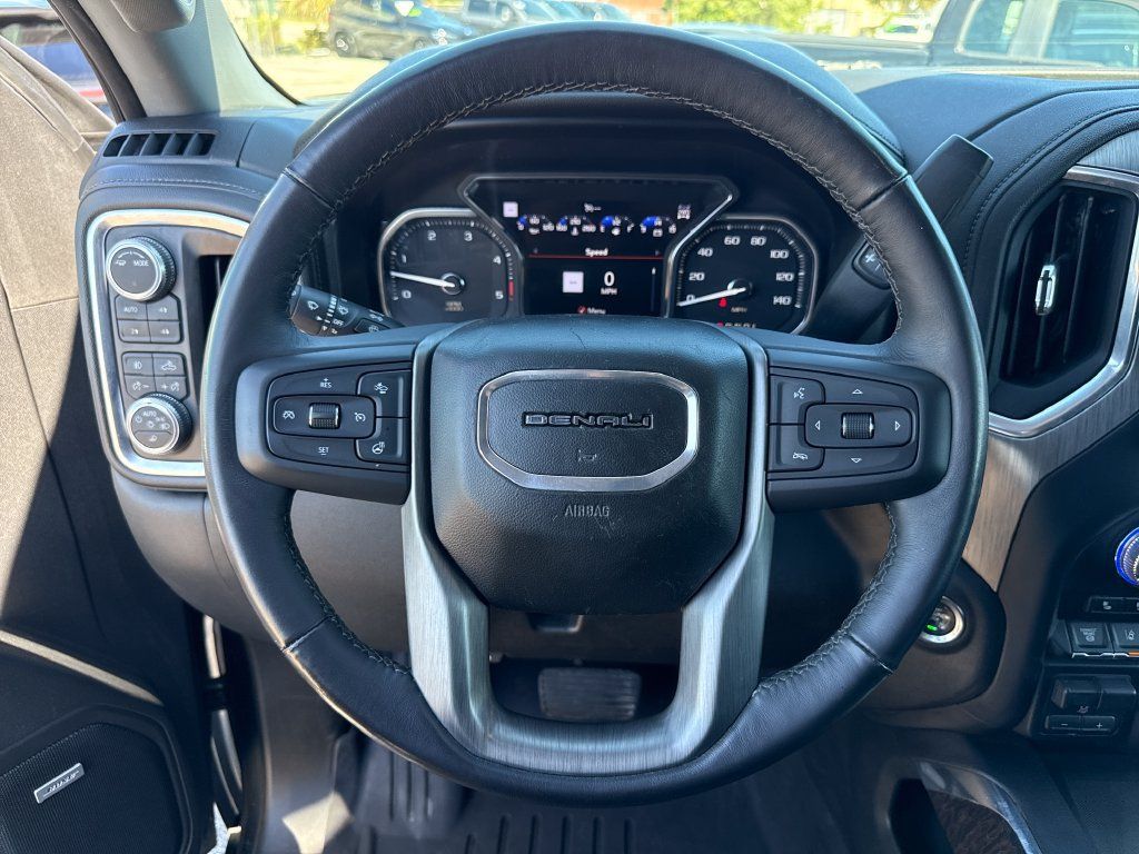 Used 2020 GMC Sierra 2500 Denali w/ Denali Ultimate Package AWD/4WD image 16