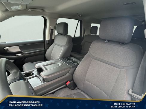 Used 2025 Ford Expedition Max Active AWD/4WD image 23