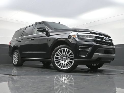Used 2023 Ford Expedition Limited AWD/4WD image 28