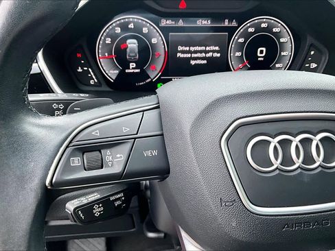Used 2023 Audi Q3 2.0T Premium Plus w/ Premium Plus Package AWD/4WD image 40
