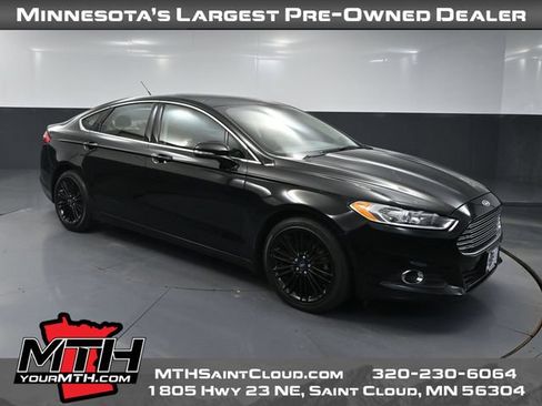 Used 2016 Ford Fusion SE w/ Equipment Group 202A FWD image 1