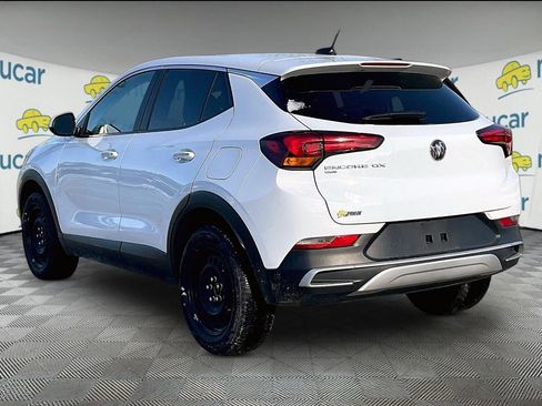 Used 2022 Buick Encore GX Preferred w/ Cold Weather Comfort Package image 4