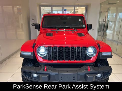 Used 2024 Jeep Wrangler Rubicon image 20
