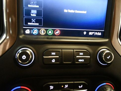 Used 2019 Chevrolet Silverado 1500 High Country w/ High Country Premium Package image 70