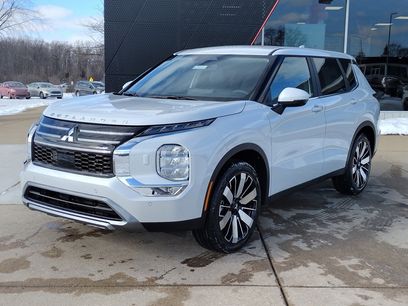 New 2026 Mitsubishi Outlander SE