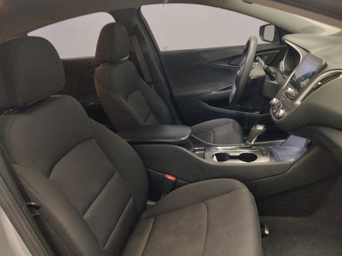 Used 2019 Chevrolet Malibu LS FWD image 21