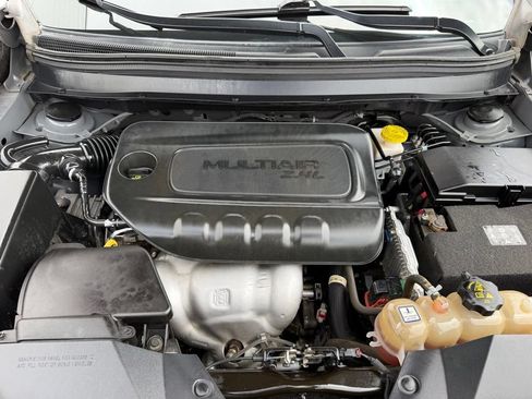 Used 2020 Jeep Cherokee Limited FWD image 14