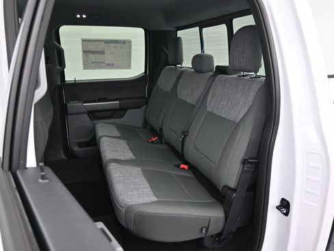 New 2026 Ford F250 XLT w/ FX4 Off-Road Package AWD/4WD image 22