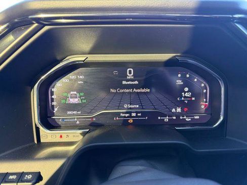 Used 2024 GMC Sierra 1500 AT4 w/ Technology Package image 41