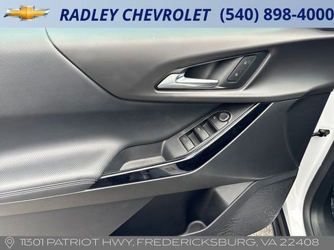 Certified 2026 Chevrolet Equinox LT FWD image 5
