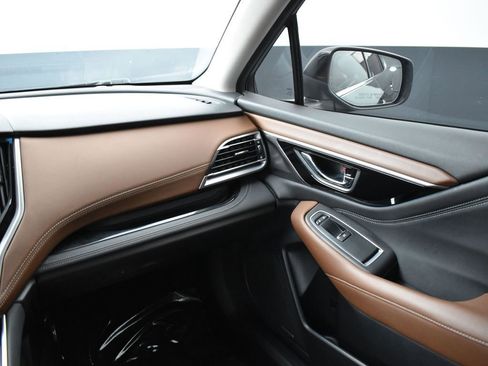 Used 2021 Subaru Outback Touring XT image 18