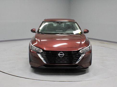 Used 2024 Nissan Sentra SV FWD image 5