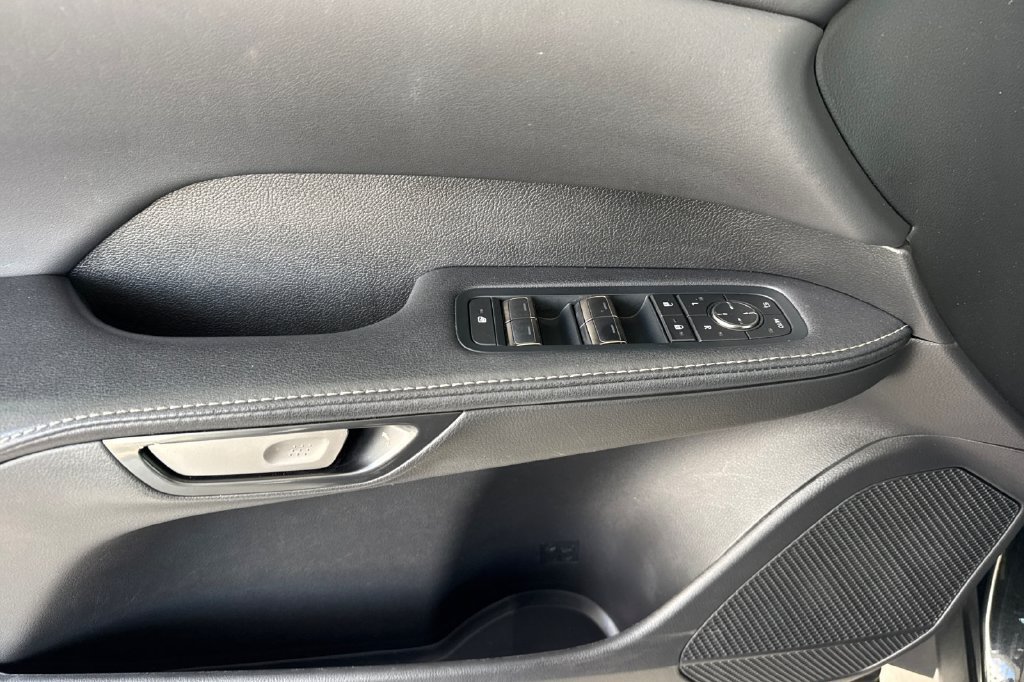 Used 2025 Lexus RX 350h w/ Convenience Package AWD/4WD image 13