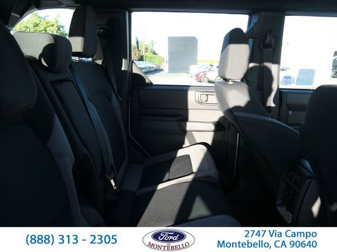 New 2025 Ford Bronco 4-Door image 24
