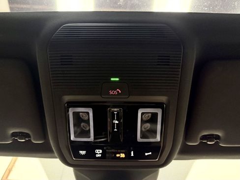Used 2022 Volkswagen ID.4 Pro S RWD image 35