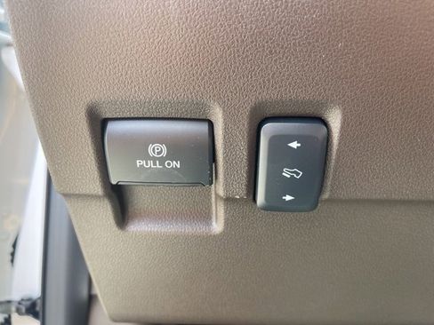 New 2025 Ford F350 King Ranch w/ Chrome Package image 48