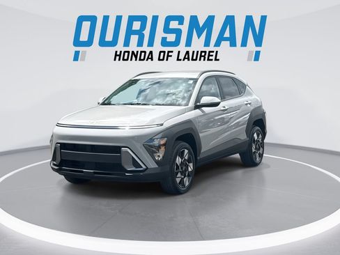 Used 2025 Hyundai Kona SEL AWD/4WD image 4