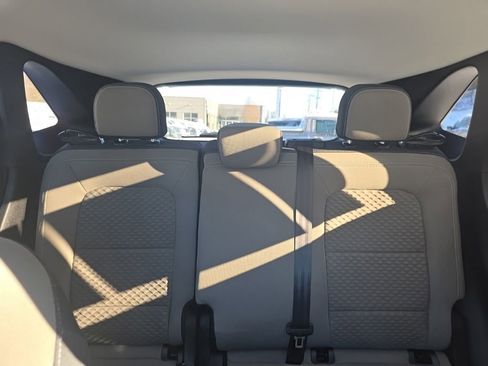 Certified 2022 Ford Escape SE w/ Cold Weather Package image 19