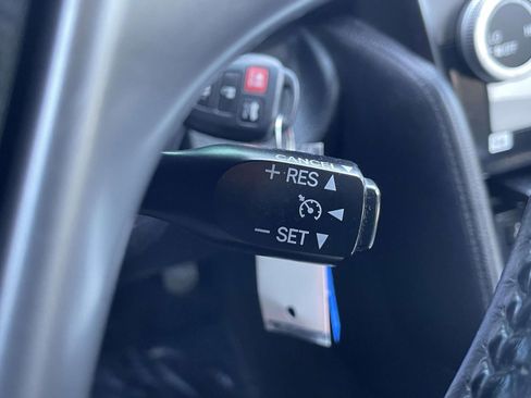 Used 2014 Toyota Camry SE image 24