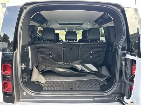 Used 2023 Land Rover Defender 110 S AWD/4WD image 29
