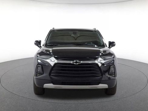 Used 2020 Chevrolet Blazer LT FWD image 2