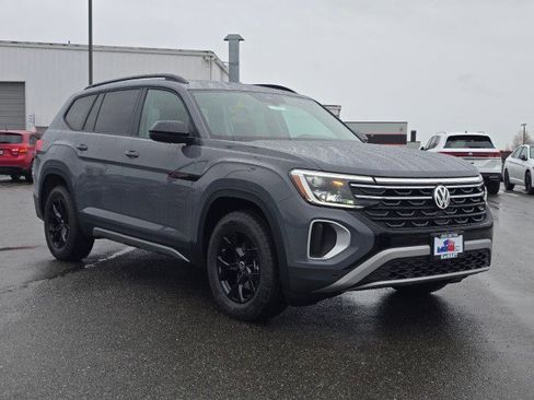 New 2026 Volkswagen Atlas Peak Edition AWD/4WD image 1