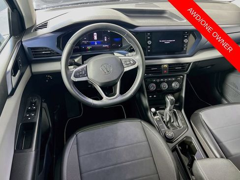 Used 2023 Volkswagen Taos SE AWD/4WD image 22